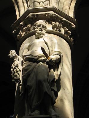 Statue in the Brussels cathedral