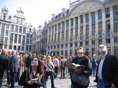 Looking around the Grand Place